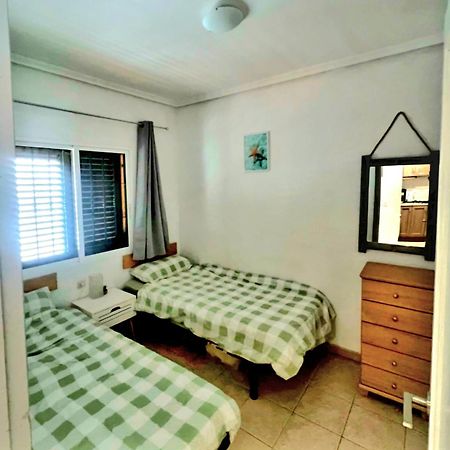 Lovely Apartment Near The Beach In Sunny La Mata 托雷维耶哈 外观 照片