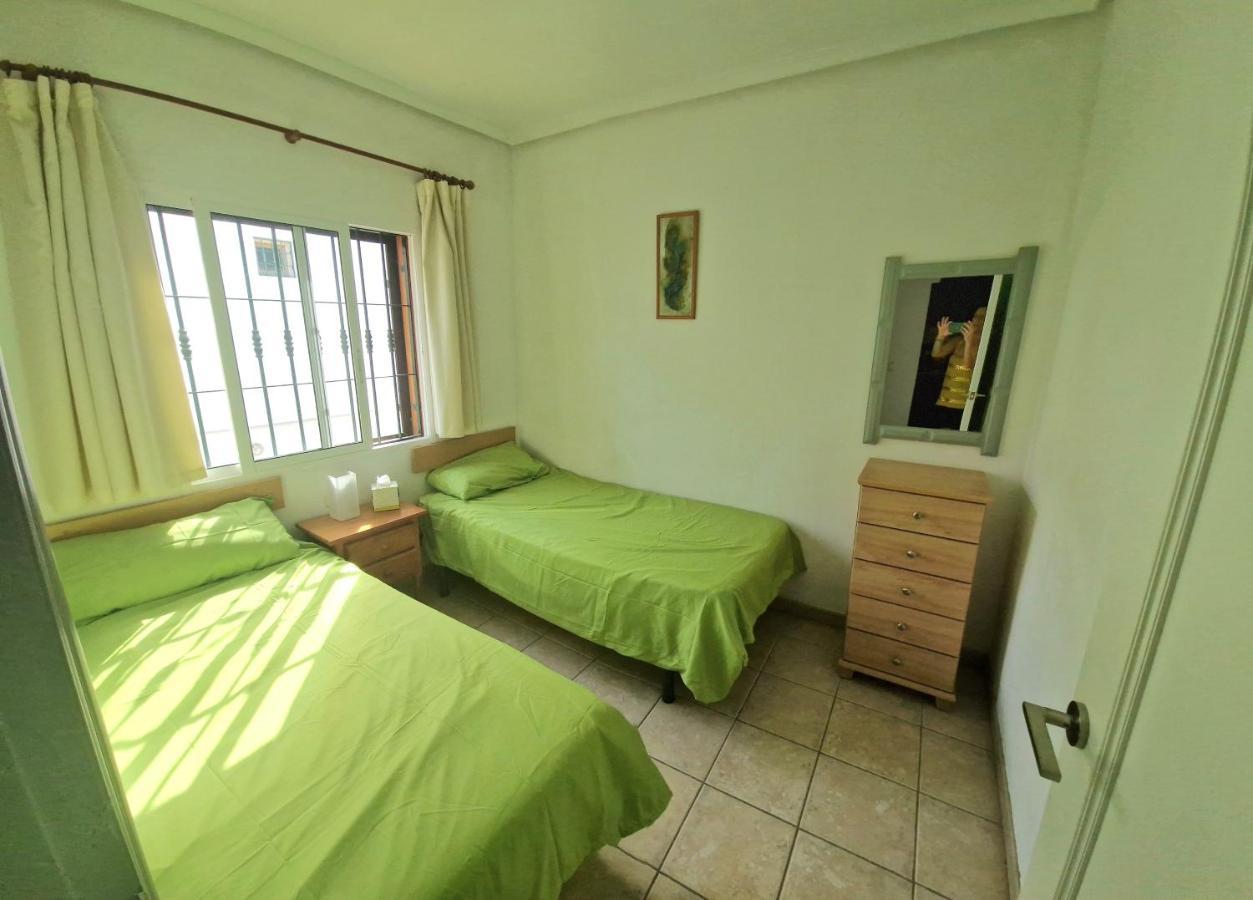 Lovely Apartment Near The Beach In Sunny La Mata 托雷维耶哈 外观 照片
